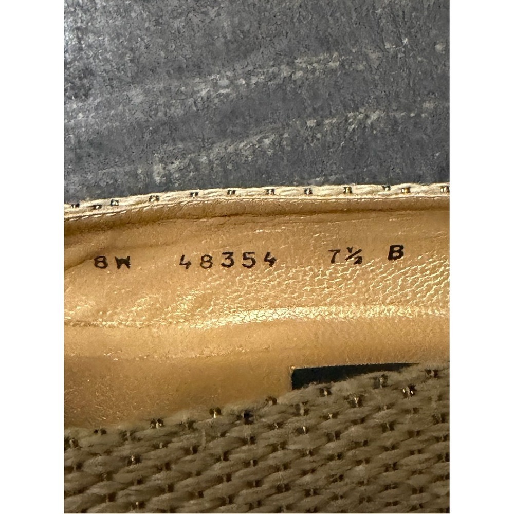 Stuart Weitzman Beige Gold Woven Raffia Style Block Heel Pumps Size 7.5B - Picture 3 of 15